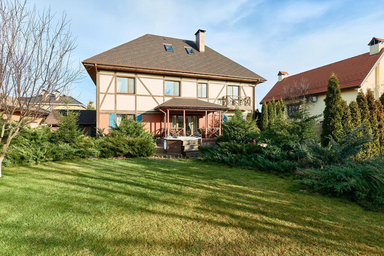 Villa De Jardin Supreme Bobritsa 外观 照片